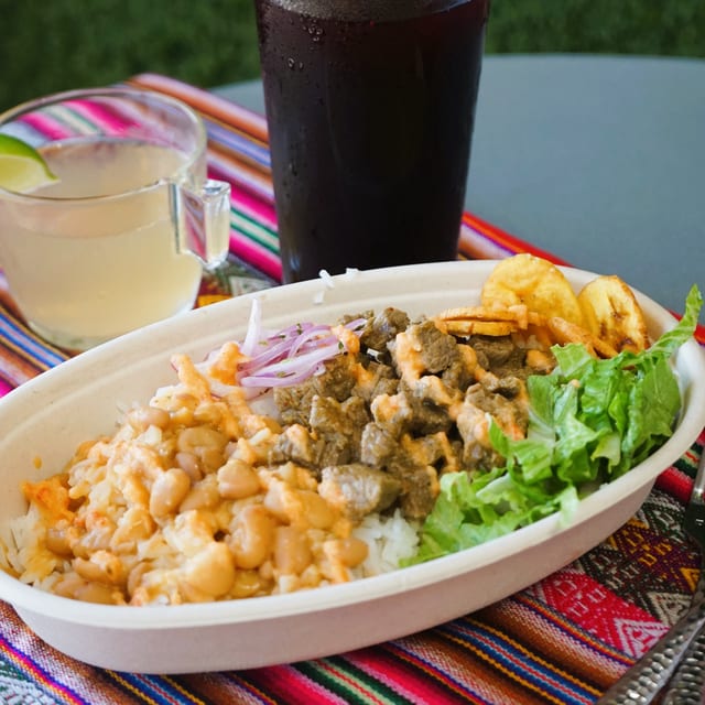 Seco de Carne Bowl.